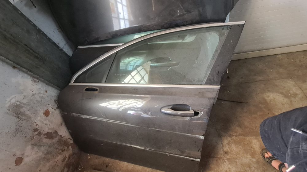 Portière peugeot 508 hdi 2011 côté conducteur AV et AR